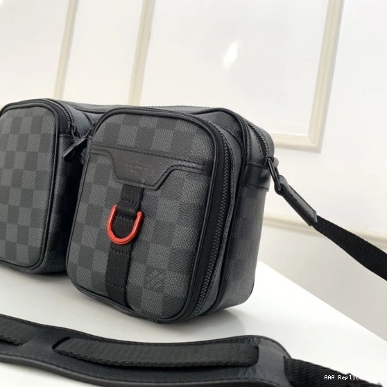 Aaa replica ru UTILITY BAG MESSENGER LOUIS VUITTON 0708